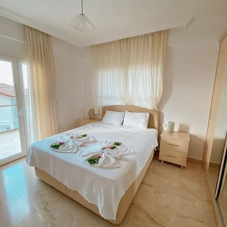 Вилла Beatrice Large Family *