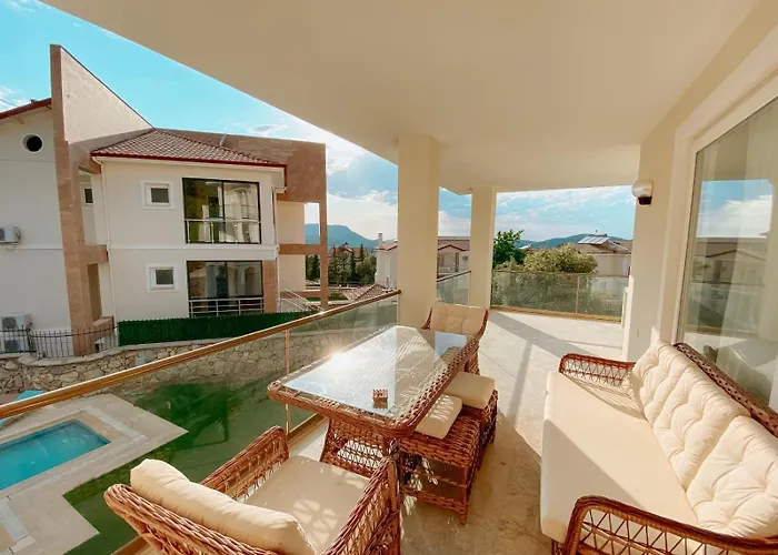 Villa Beatrice Large Family Fethiye