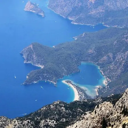 Beatrice Large Family *