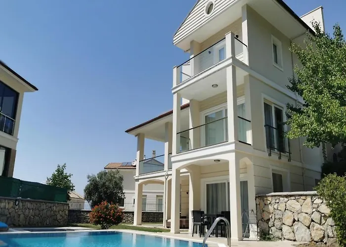 Beatrice Large Family