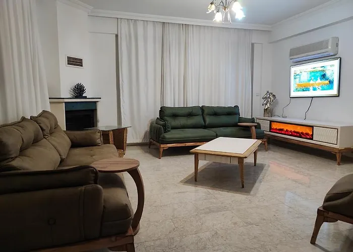 Beatrice Large Family