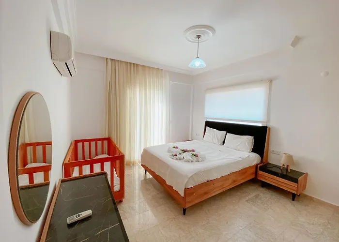 Beatrice Large Family * Fethiye